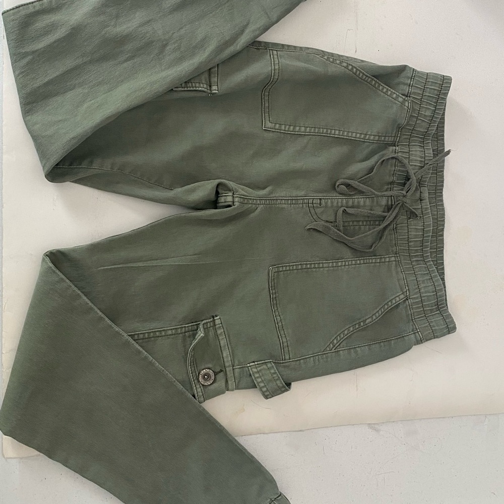 Women’s cargo pants